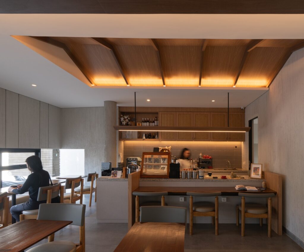 1. Anon Cafe morning